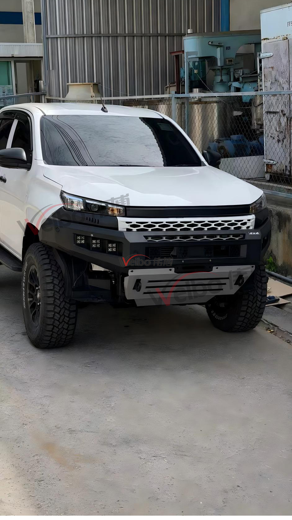 Heavy Duty Steel Front Bumper for Hilux Travo 2026